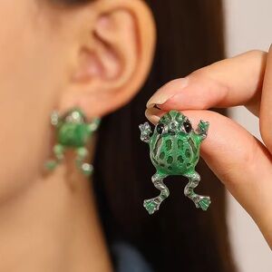Green Frog Cute Earrings